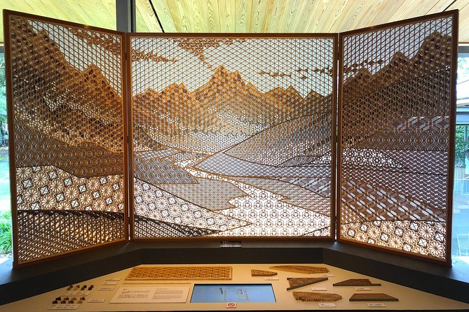 1-Day Kobe Highlights Tour including Sake Tasting - Seeing Japanese craftsmanship at the Takenaka Museum