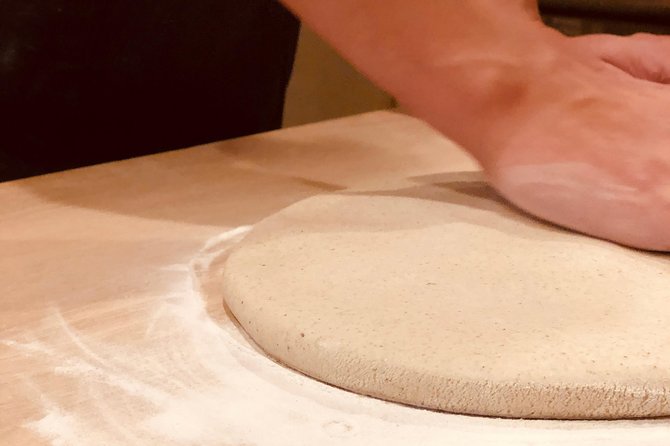A pairing experience in Sapporo where you can enjoy tempura and 3 kinds of Hokkaido-only sake, along with a soba-noodle making experience! - Is $123.79 a fair price?
