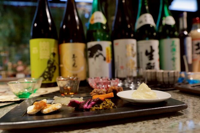 Cherry blossom & Japanese Sake Tasting in Shinjuku - Shuma’s atmosphere and hosting style