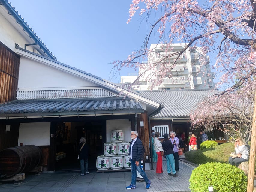 Cruise Shore Excursion: Kobe Sake Tasting with Local Guide - Shrines, gardens, and the flexible middle of the day