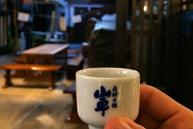 EXPERIENCE TAKAYAMA & LOCAL SAKE TASTING with explanation 1 HOUR! - Key points at a glance