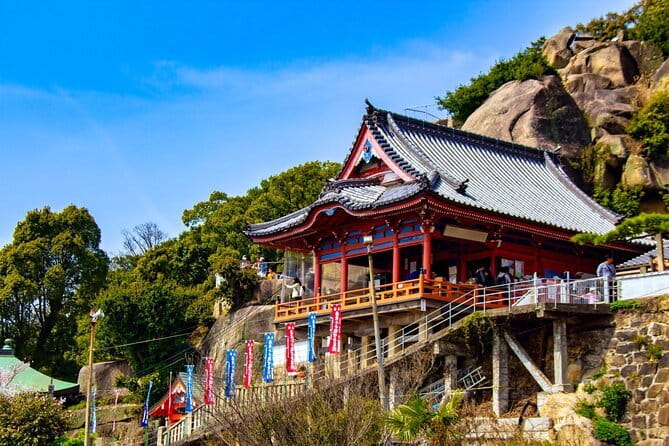 Hiroshima Saijo Sake Tasting Guided Tour - 7 Breweries in 2 Hours - Kamoizumi and Kirei: traditional methods in brief