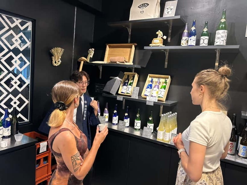 Historic Kanda Sake Tasting at Tokyo’s Oldest Shop (1596) - Key points at a glance