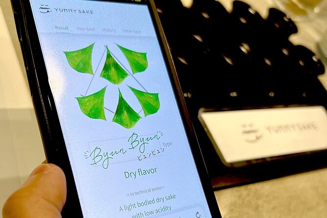 Japanese Sake & AI Leisurely Tasting Plan at Kubota Sake Bar - Why temperature and containers change the experience
