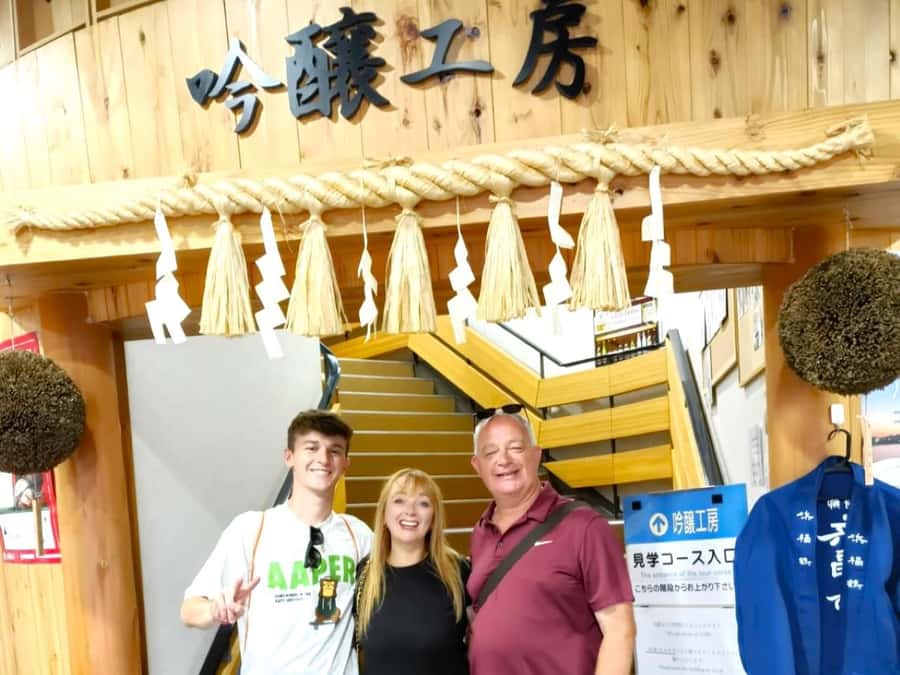 Kobe: 3-Hour Sake Breweries Tour with Special Tasting - The third brewery: local character and the final tasting