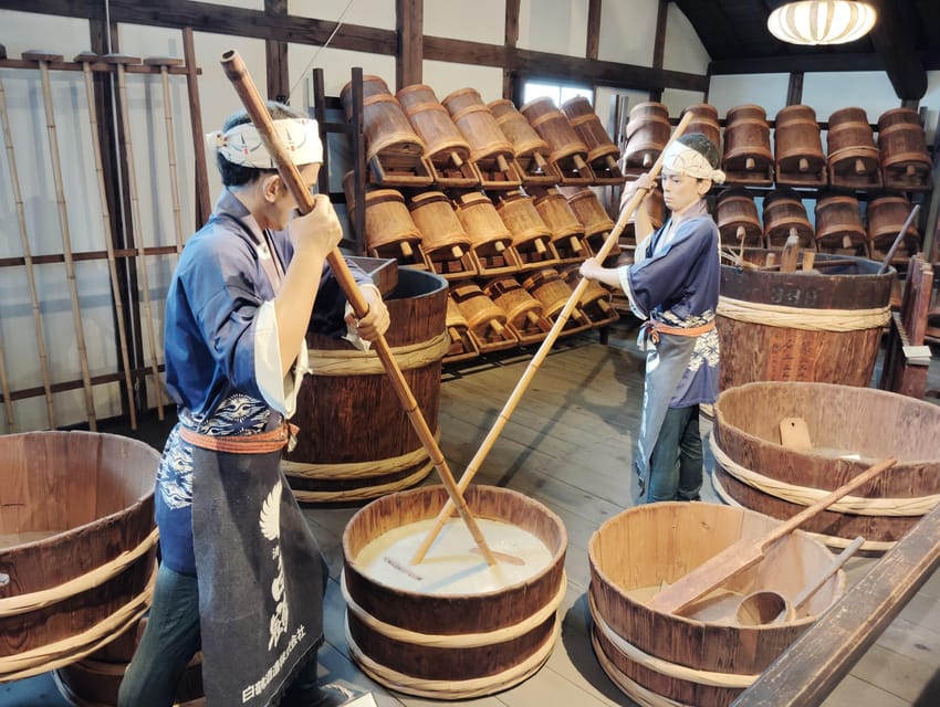 Kobe: 5 Sake Breweries Tour in a Day - A one-hour lunch in a local restaurant
