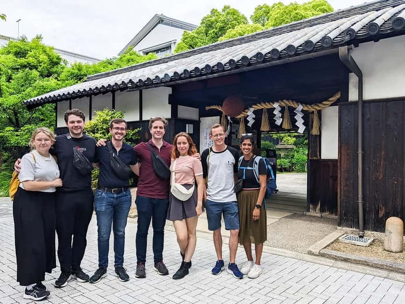 Kobe: Guided Sake Breweries Tour with Tastings - Seeing old brewing methods at Hakutsuru
