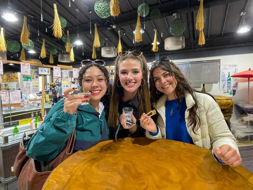 Kobe: Guided Sake Breweries Tour with Tastings - The first walk to Kobe Shushinkan