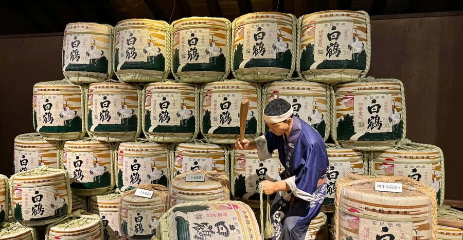 Kobe: Sake Brewery Tour with Tasting Sake - Key things to know before you book