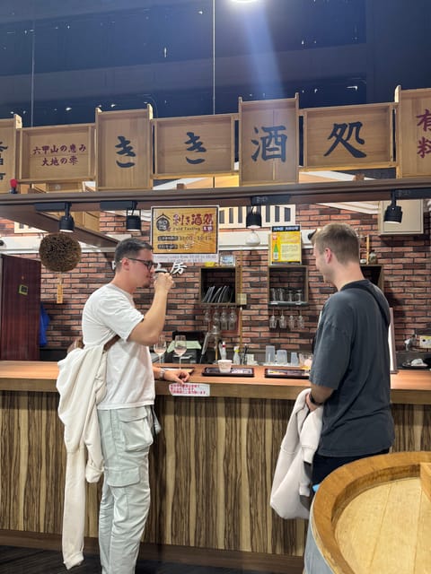 Kobe: Sake Brewery Tour with Tasting Sake - Hamafukutsuru: the most hands-on possibility