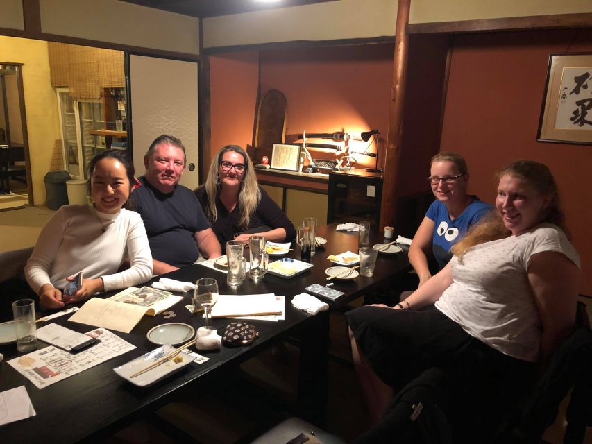 Kyoto: Foodie Night Tour in Gion with 9 dishes + 6 Sake - Walking through Pontocho between dinner stops