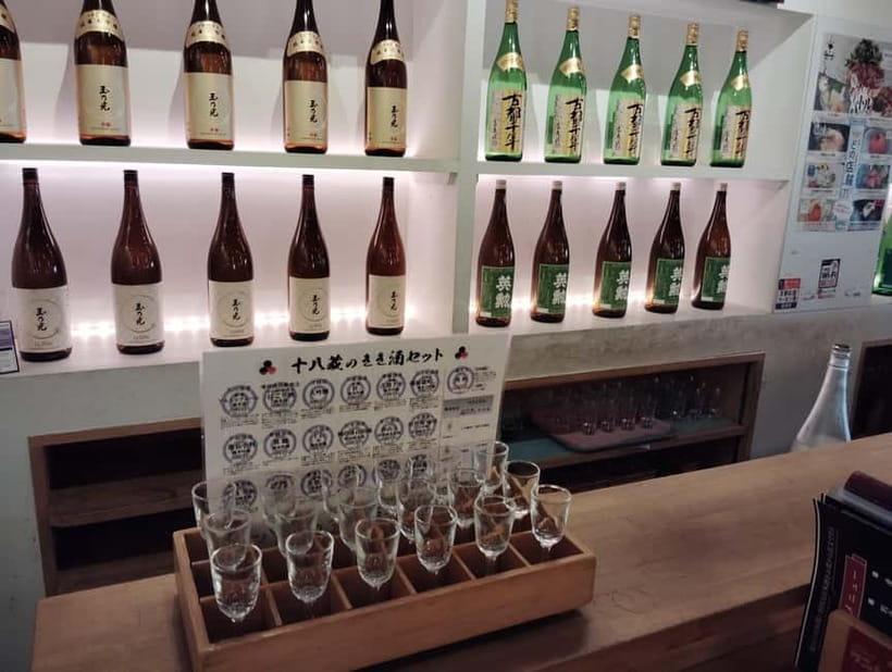 Kyoto: Fushimi Sake Brewery Tour - 18 Tastings in 2.5 Hours - Fushimizu Sake Brewery Alley and the 18-glass finish