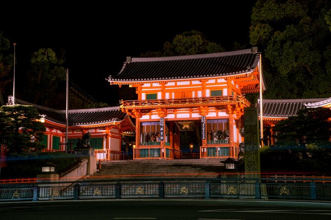 Kyoto: Gion Geisha District & Sake-in-Hand Walking Tour - Yasui-Konpiragu adds a local belief