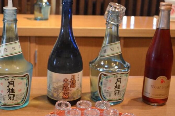 Kyoto Sake Brewery Tour with Lunch - A walking route with more than breweries