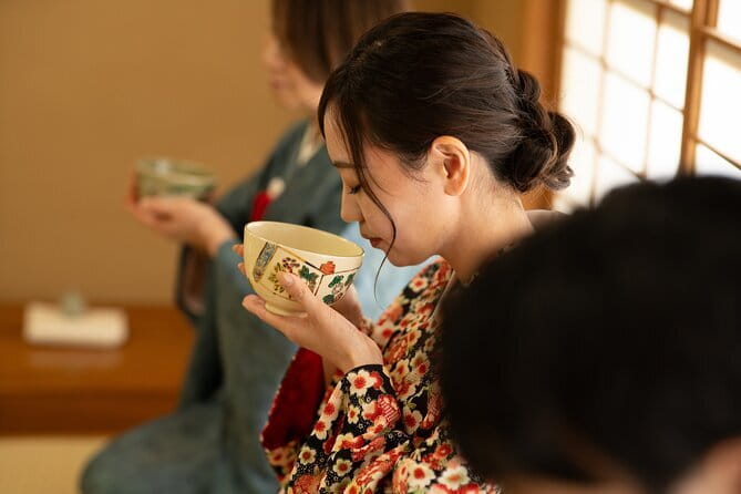 Osaka Sake & Food Tour - Richard’s Local Knowledge Is a Major Asset