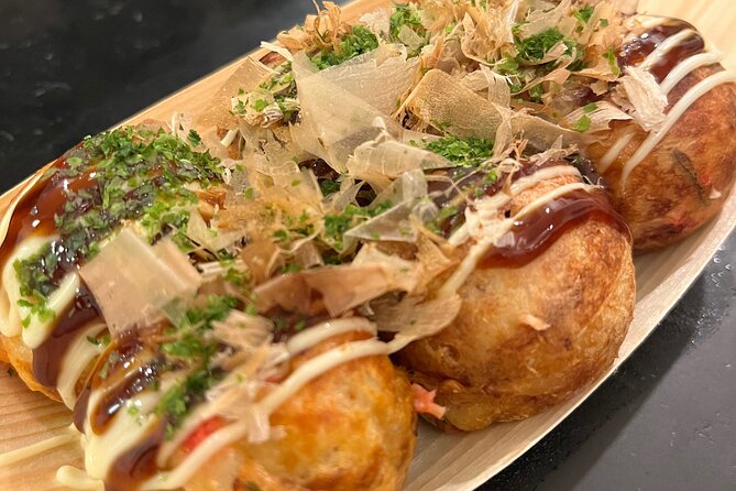 Osaka Sake Tasting & Takoyaki Cooking Experience - Finding MOMO to SAKE in Higashishinsaibashi