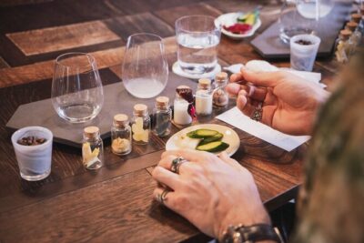 Sake Omakase in Tokyo: Guided Tasting by Certified Sommeliers
