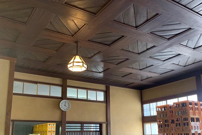 Takayama: Authentic Sake Tasting at a Historic Brewery - Tasting five Takayama sakes