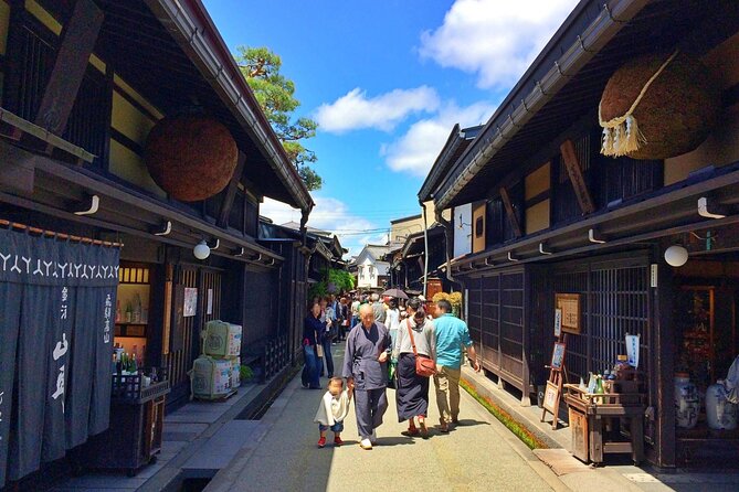Takayama Local Cuisine, Food & Sake Cultural Tour with Government-Licensed Guide - Why this Takayama food tour works