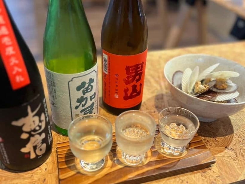 Tokyo: Private Tsukiji Street Food & Sake with Local Guide - Practical details before you book