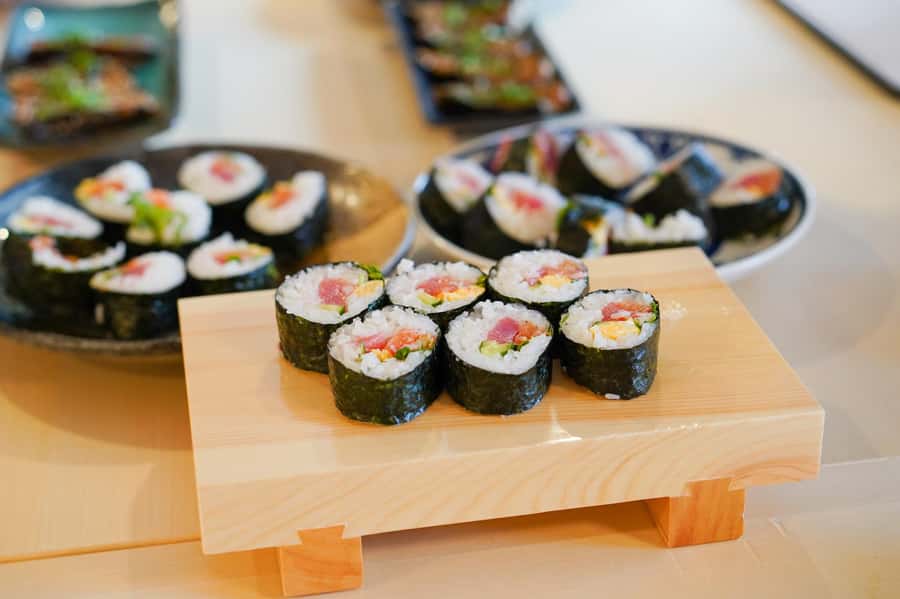 Tokyo: Sushi Cooking Class with Sake Tasting - Meeting your guide at Iriya Station