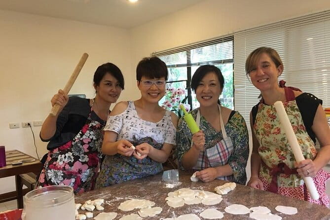 Unlimited SAKE Tasting《OVER-THIRTY-BOTTLES》From ALL OVER JAPAN! - The guides make or break the session